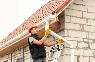 Pose et remplacement de gouttières à Wiwersheim
